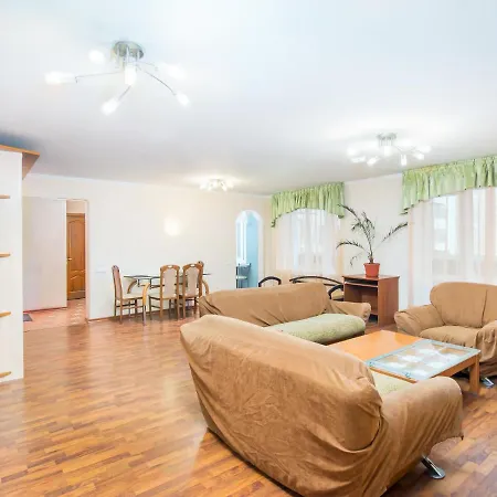 Kvartirkoff Na Levka Lukyanenko 13a Apartment